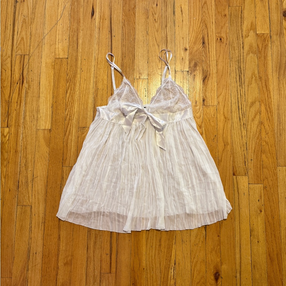 Victoria's Secret White Lace Chemise